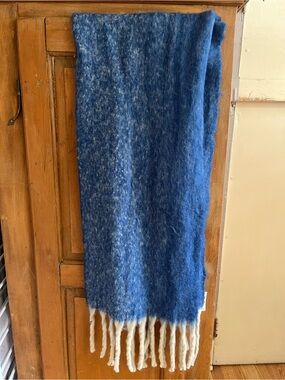 Victoria Leland The Giving Project Scarf
